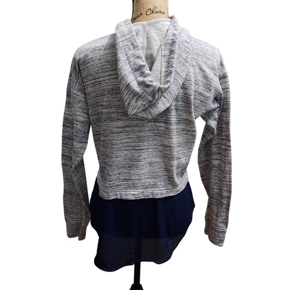 a.n.a. Hoodie Layered Look Athleisure Cropped Pullover Sweatshirt Size M - Picture 2 of 7